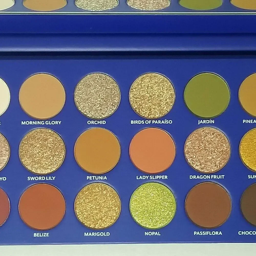 Tresluce Beauty La Flor de Mexico Shadow Palette